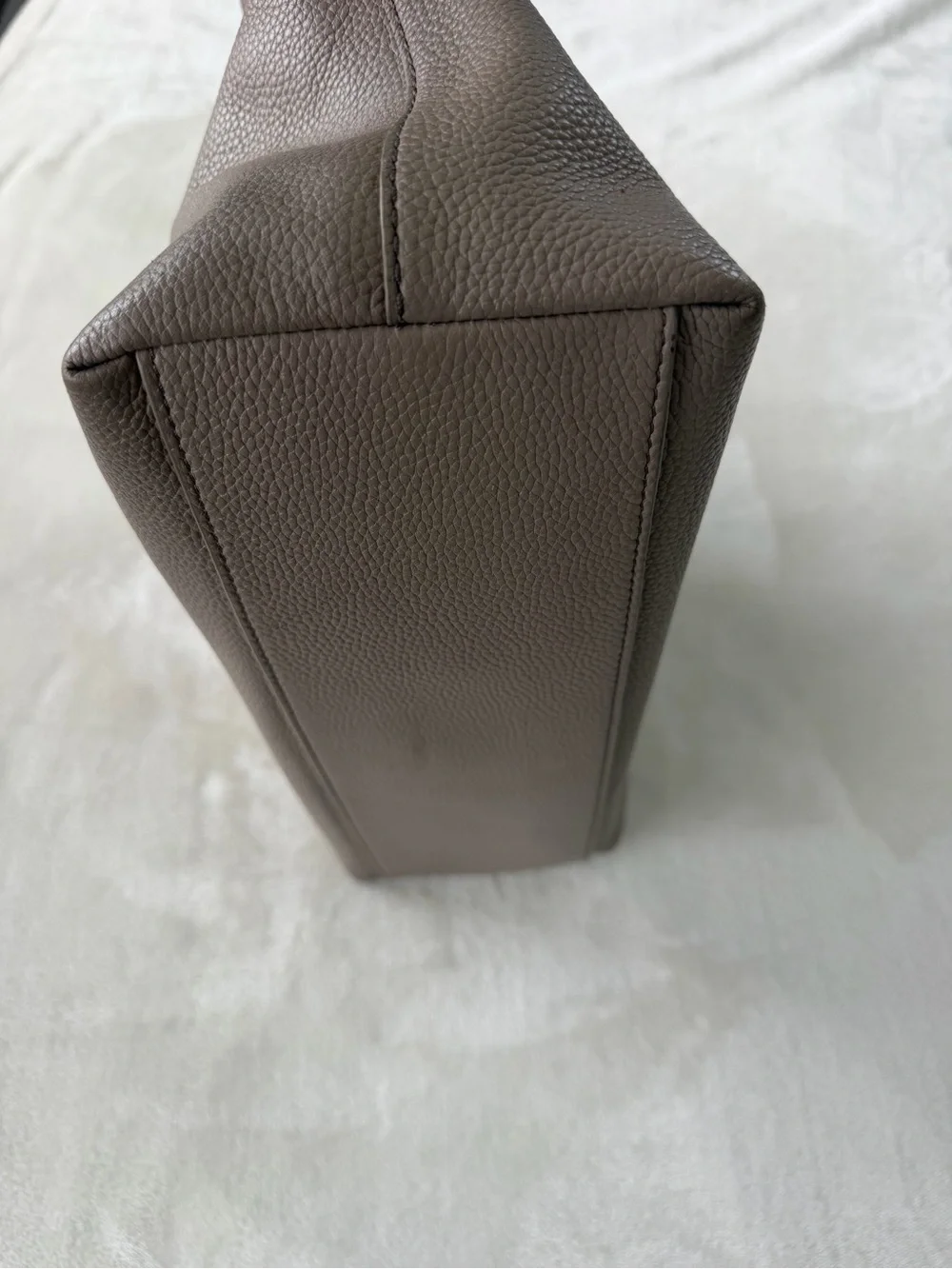 Tory Burch Pebbled Leather Ivy Tote in Taupe